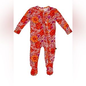 NWT Lev Baby Sophia Ruffled Zippered Footie (9-12 months)